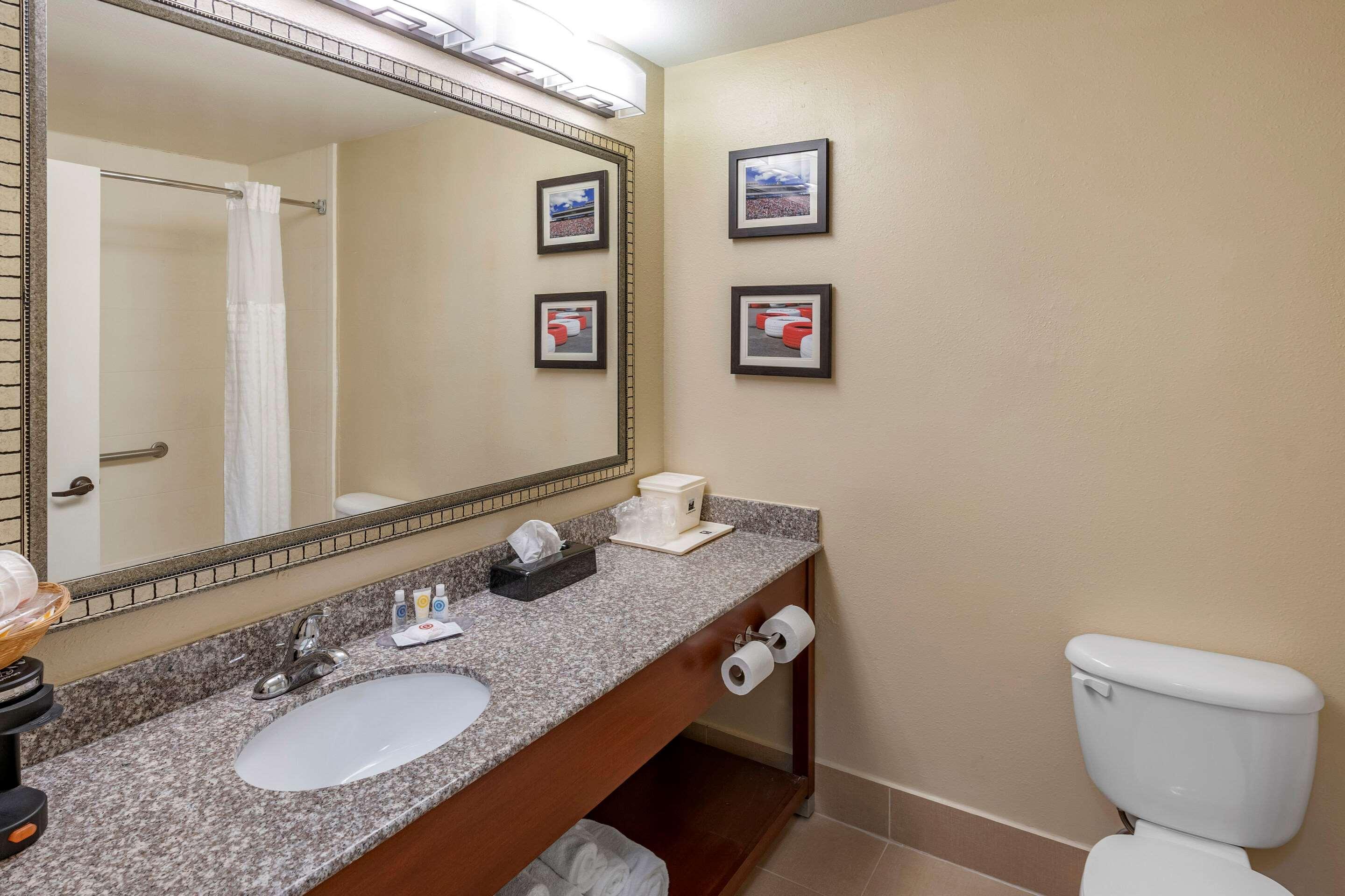 Comfort Inn & Suites Линкълн Екстериор снимка