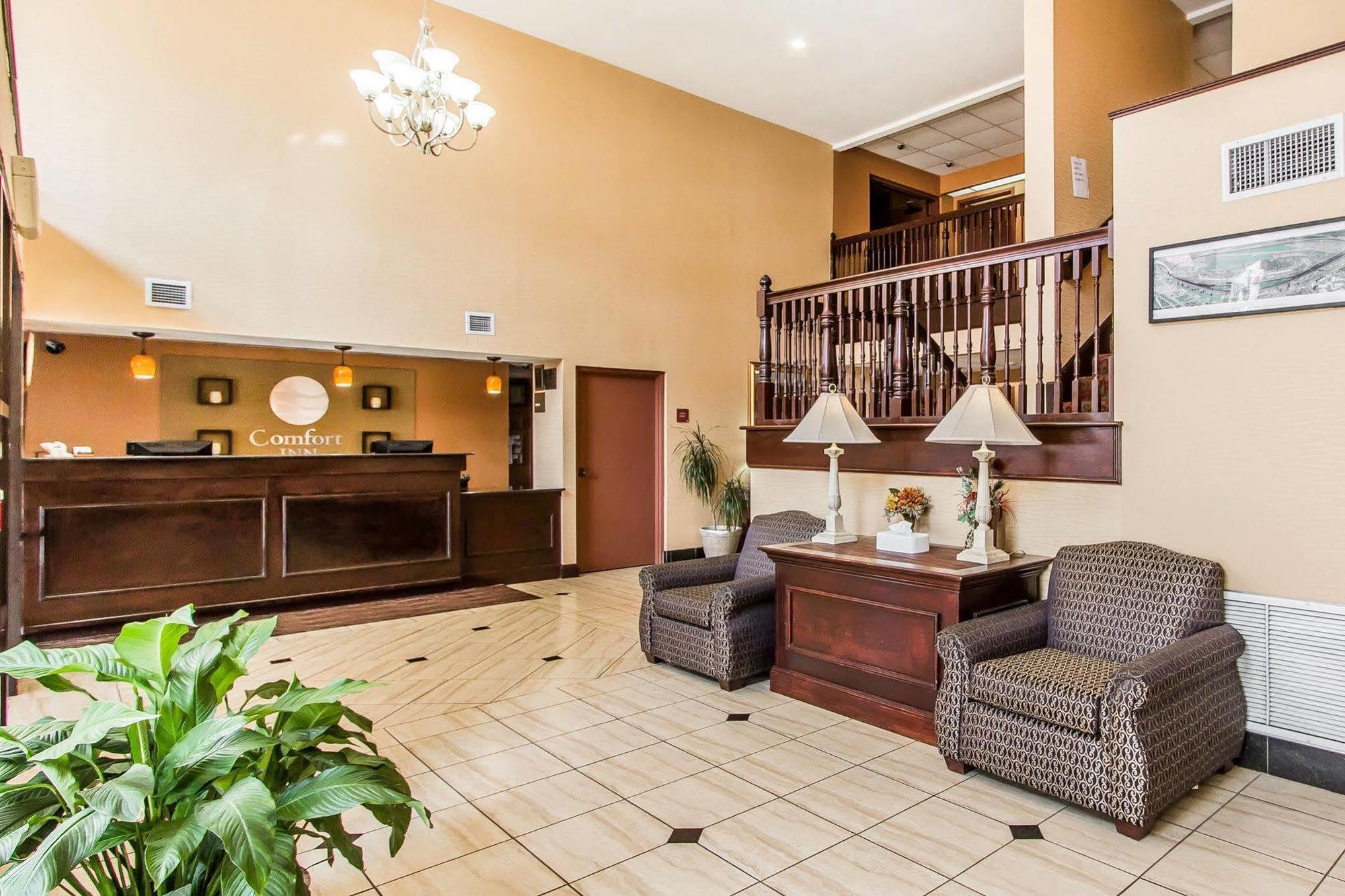 Comfort Inn & Suites Линкълн Екстериор снимка